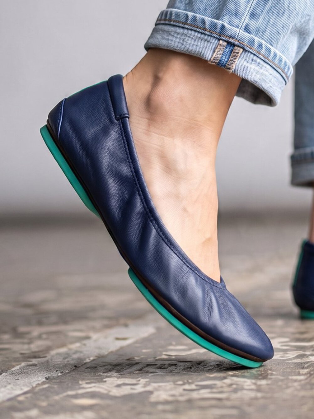 TIEKS $210 California Navy Italian Leather Ballet Flats Foldable Shoes 9